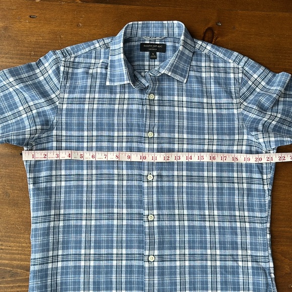 Banana Republic Linen Slim Fit Button Down Shirt Sz S - Picture 8 of 15